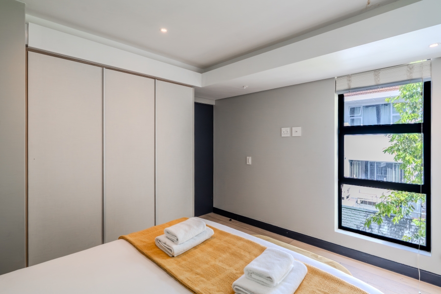 2 Bedroom Property for Sale in Sea Point Western Cape